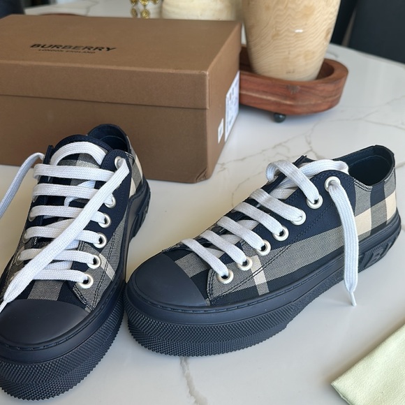 Burberry  platform sneaker - Picture 6 of 13